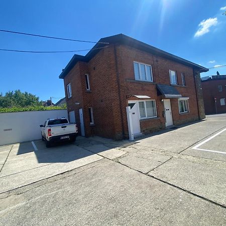 1-C Superbe Appartement Tres Calme Et Bien Decore Σαρλρουά Εξωτερικό φωτογραφία