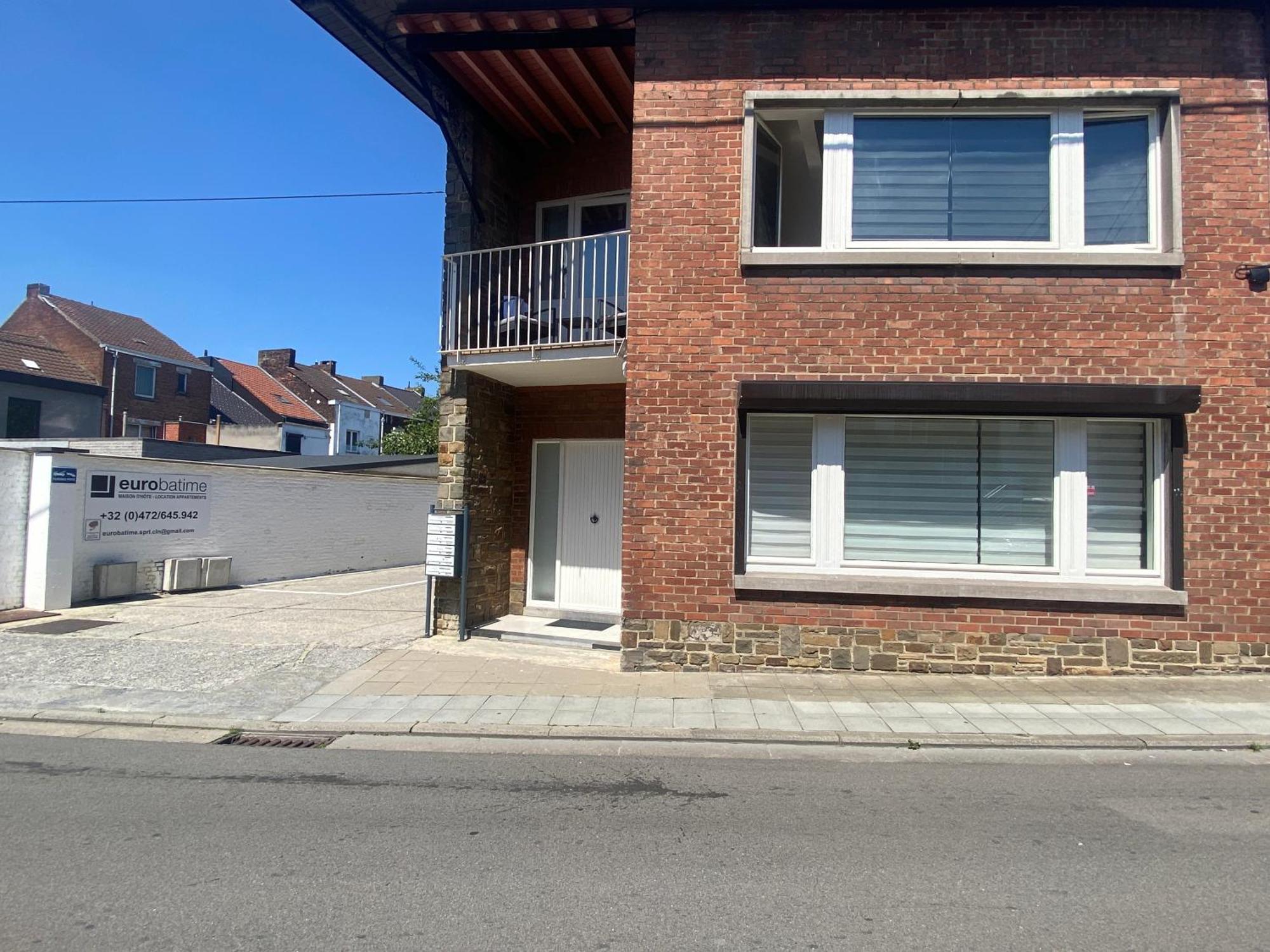 1-C Superbe Appartement Tres Calme Et Bien Decore Σαρλρουά Εξωτερικό φωτογραφία